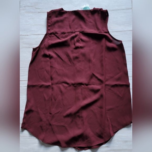 Maurices Red Buttoned Tank Top - Picture 2 of 5
